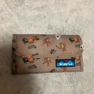 SOLD—HTF Limited Edition Kavu Sasquatch Mondo Spender Wallet NWOT 👣👣👣